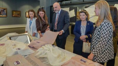 Şehitkamil Belediyesi Aile Merkezleri’nde eğitim gören kadınların 8 ay süren