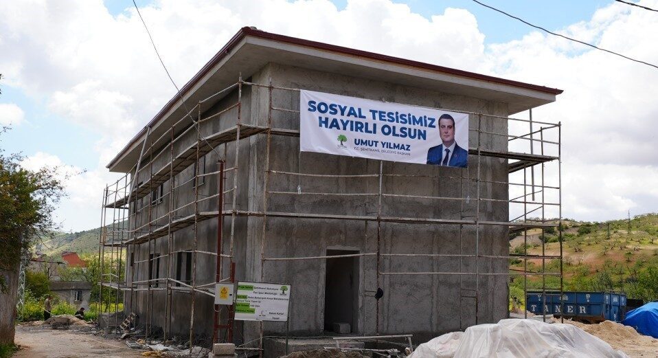 Şehitkamil Belediyesi, ilçenin farklı noktalarında vatandaşların sosyal, kültürel ve sportif