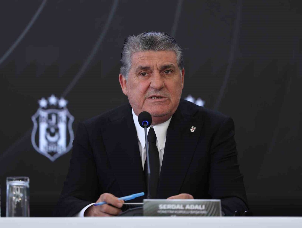 Beşiktaş Başkanı Serdal Adalı, basında yer alan transfer harcamalarına ilişkin