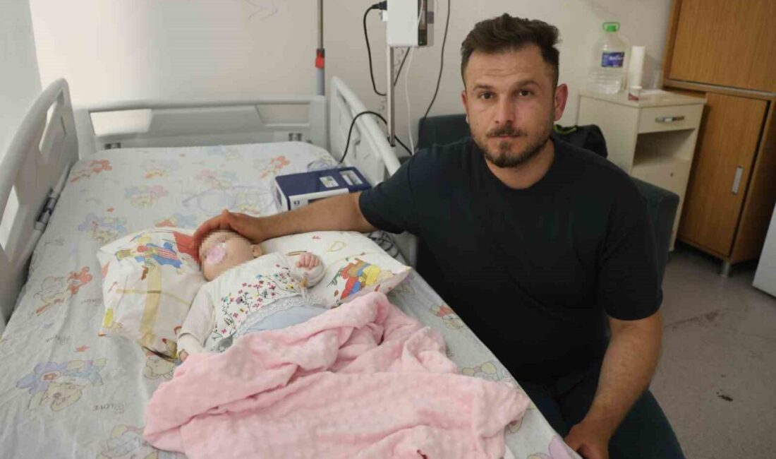 Hatay’da devlet hastanesinde görevli hemşire, serum çıkarma işlemi esnasında sargıyla