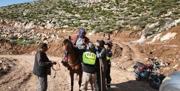 Siirt’in Eruh ilçesindeki Cirav Dağı’nda süt sağarken kalp krizi geçiren