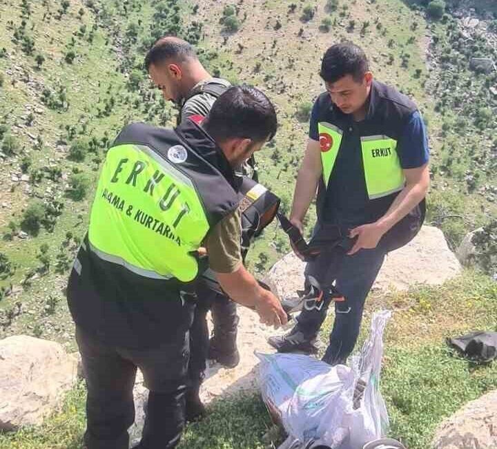 Siirt’te yürekleri ısıtan bir kurtarma operasyonuna imza atıldı. Eruh merkeze