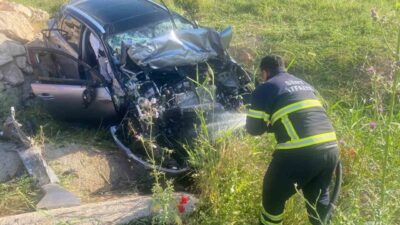 Siirt-Kurtalan karayolunda meydana gelen trafik kazasında bir kişi ağır yaralandı.