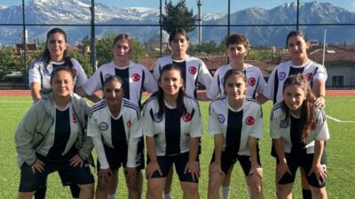 Gençlik ve Spor Bakanlığı tarafından düzenlenen “5×5 Futbol Sokaklar Bizim”