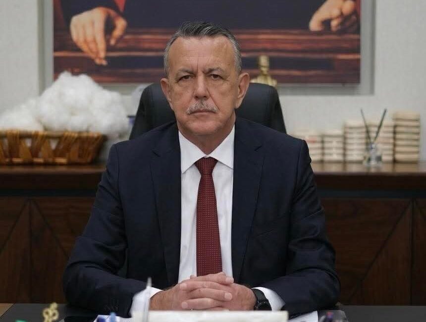 Söke Tariş Pamuk Kooperatifi Yönetim Kurulu Başkanı İsmail Özer, Toprak