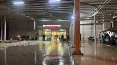 Şanlıurfa’nın Birecik ilçesinde bir şahıs tartıştığı amcasını silahla vurarak ağır