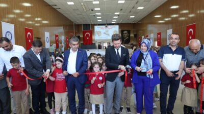 Tavas Belediyesi tarafından ilk kez düzenlenen Tavas Kitap Fuarı, 39