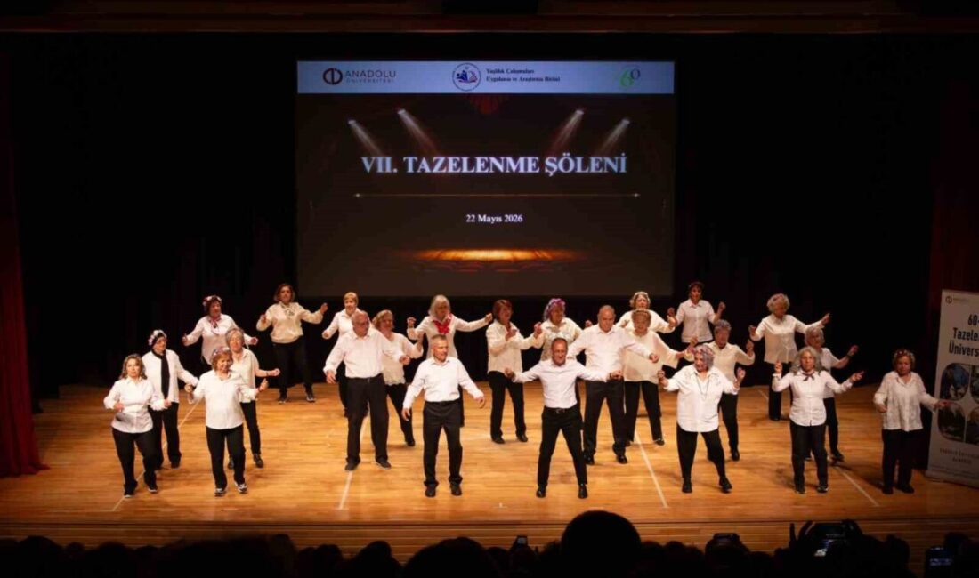 Eskişehir’de 60+ Tazelenme Üniversitesi tarafından dönem sonu etkinliği gerçekleştirildi. ’Tazelenme