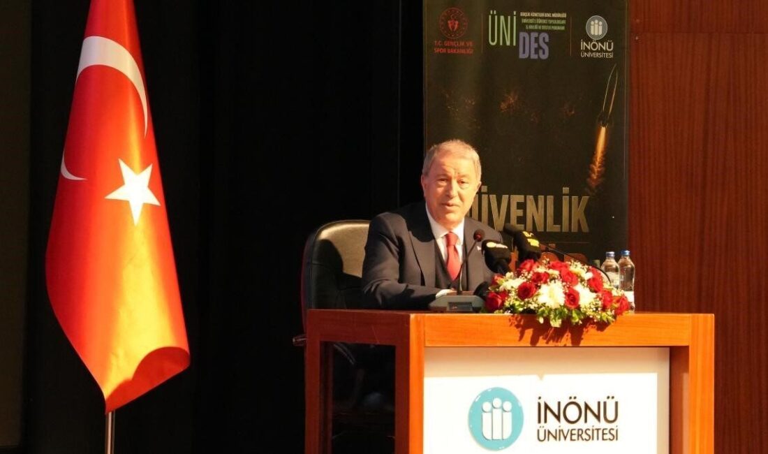TBMM Milli Savunma Komisyonu Başkanı Hulusi Akar, Malatya’da düzenlenen “Bölgesel