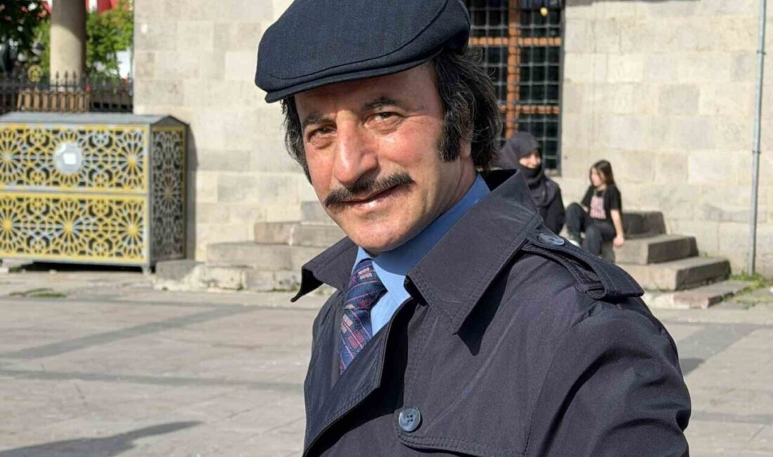 Erzurum’da bir otelde çaycılık yapan Hikmet Gündüz, usta sanatçı Orhan