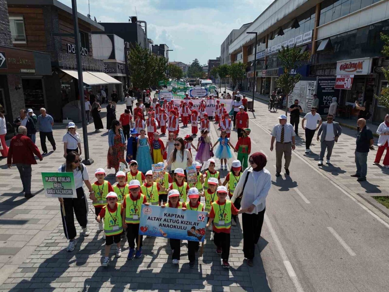 Düzce Belediyesi ve Düzce Valiliği iş birliğinde Türkiye Çevre Haftası