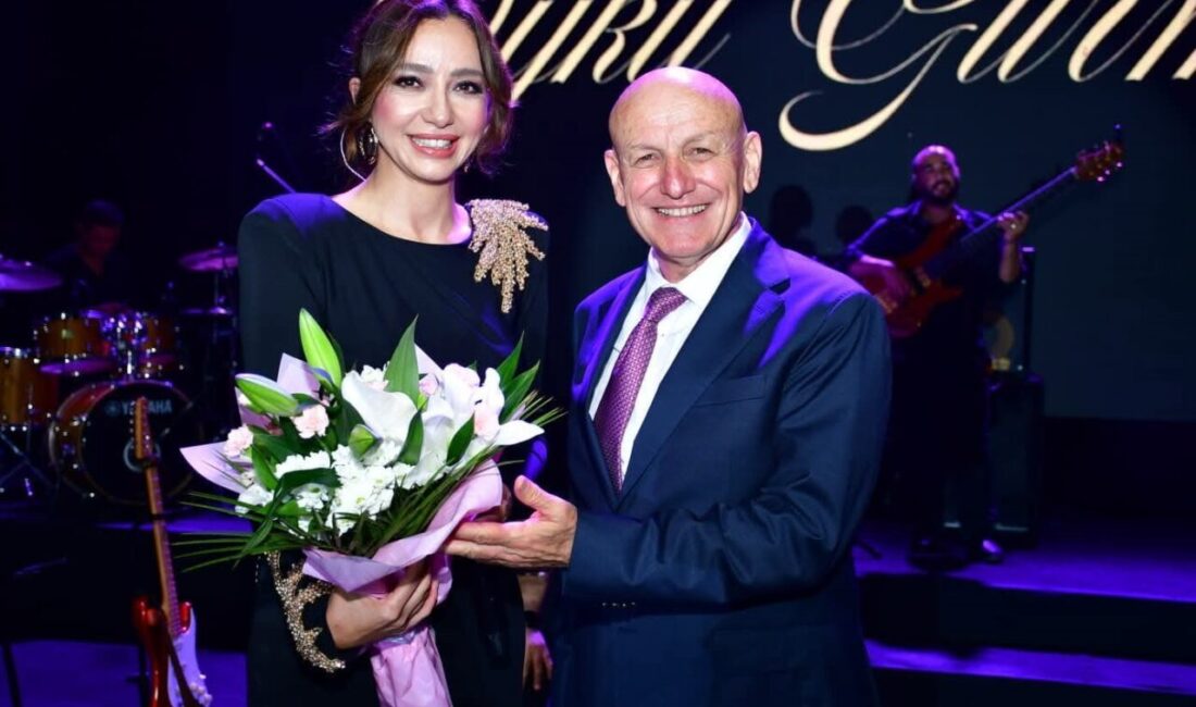 Samsun’un ilçesinde belediye tarafından düzenlenen “Terme Yaz Festivali”, Öykü Gürman
