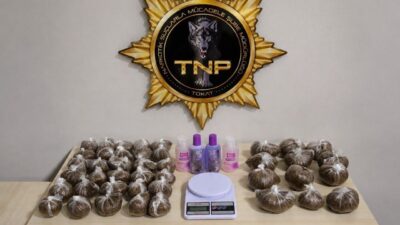 Tokat’ın Niksar ilçesinde uyuşturucu satıcılarına yönelik gerçekleştirilen operasyonda 2 kilo