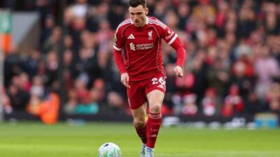 İngiltere Premier Lig ekiplerinden Tottenham, Liverpool ile sözleşmesi sona eren