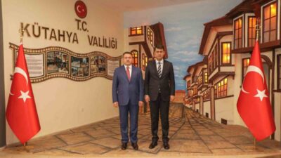 Uşak Valisi Serdar Kartal, Kütahya Valisi Musa Işın’a iade-i ziyarette