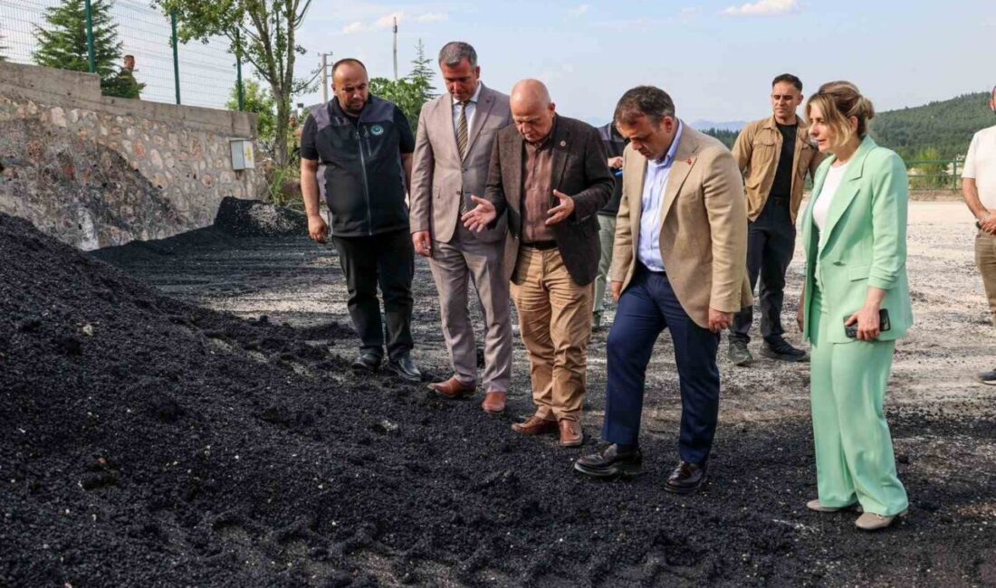 Bilecik Valisi Faik Oktay Sözer, yol ve asfalt tesislerini yakından
