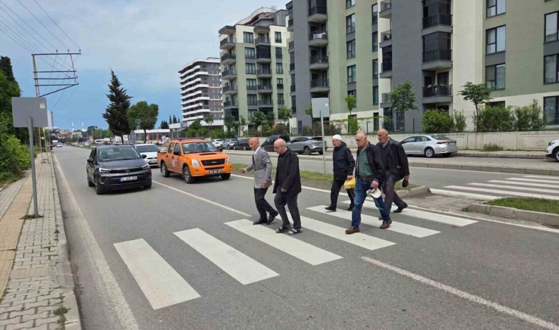 SAMSUN (İHA) – Samsun’un Canik ilçesinde vatandaşlar, yoğun araç ve