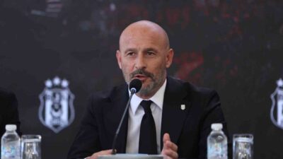 Beşiktaş’ın yeni teknik direktörü Vincenzo Italiano, teknik heyet ve yönetimle