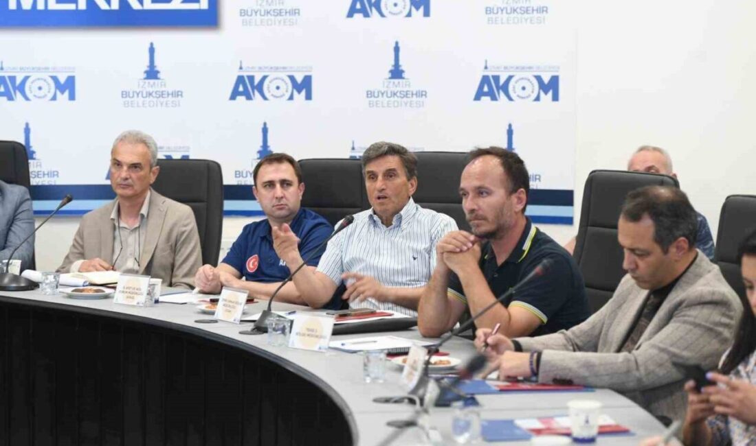 İzmir Büyükşehir Belediyesi öncülüğünde bir araya gelen kamu kurumları ve