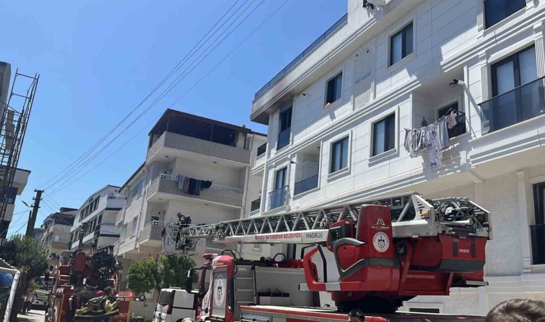 Kocaeli’nin Darıca ilçesinde 5 katlı binanın 4’üncü katında çıkan yangında