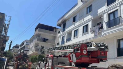 Kocaeli’nin Darıca ilçesinde 5 katlı binanın 4’üncü katında çıkan yangında