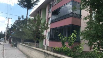Konya’nın Ereğli ilçesinde yalnız yaşayan 70 yaşındaki kadın evinde bıçaklanarak