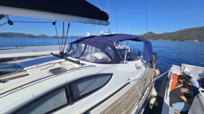Fethiye Göcek açıklarında İtalya rotası üzerinde seyreden yelkenli teknede 36