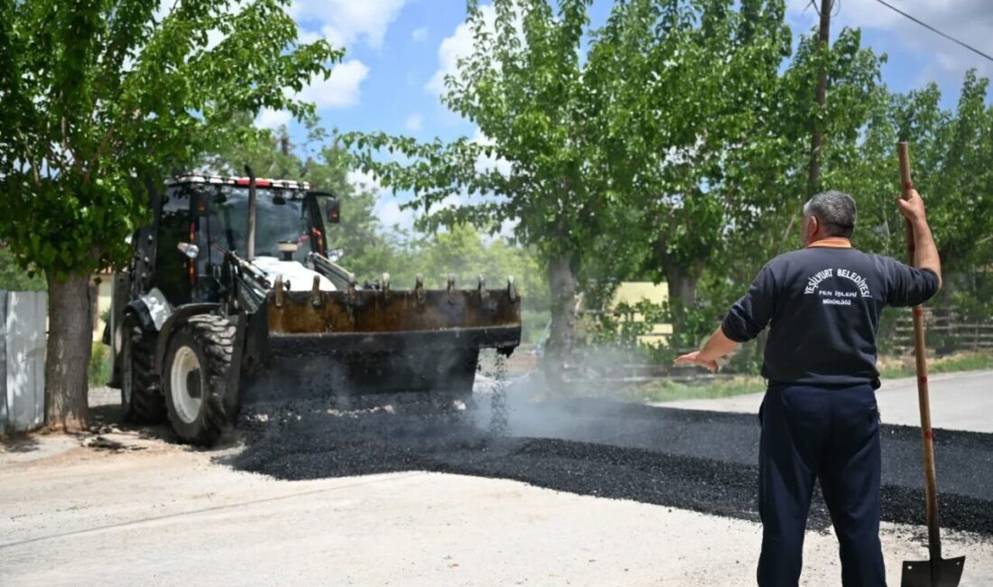 Ulaşım yatırımlarına hız kesmeden devam eden Yeşilyurt Belediyesi Fen İşleri