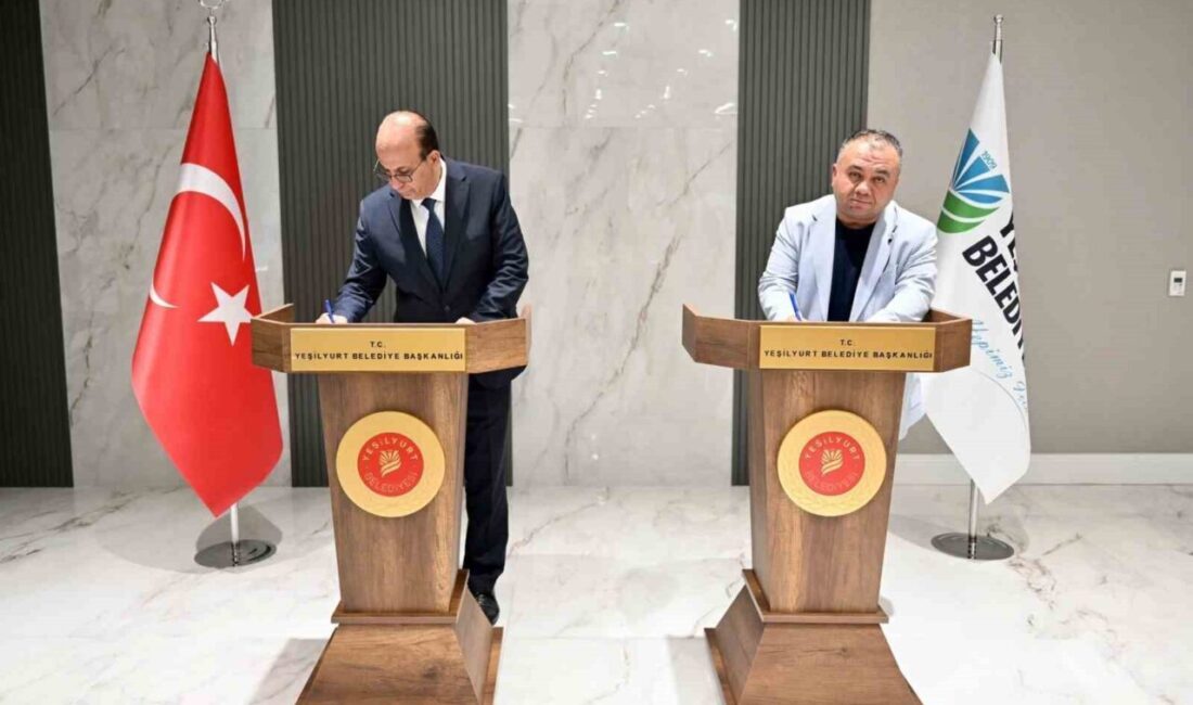 Yeşilyurt Belediyesi, vatandaşların acı günlerinde bir araya gelerek taziyelerini daha