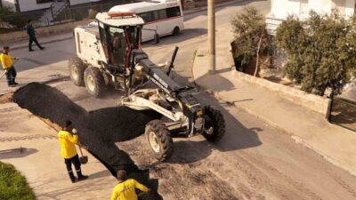 Tarsus Belediyesi, kent genelinde ulaşım konforunu artırmak ve yıpranan yol