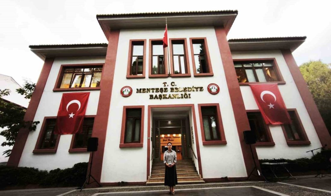 Muğla’nın Menteşe ilçesinde 100 yılı aşkın süredir belediye başkanlık binası