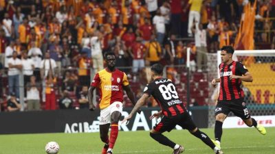 Trendyol Süper Lig’in ilk haftasının açılış maçında Galatasaray, sahasında Çorum